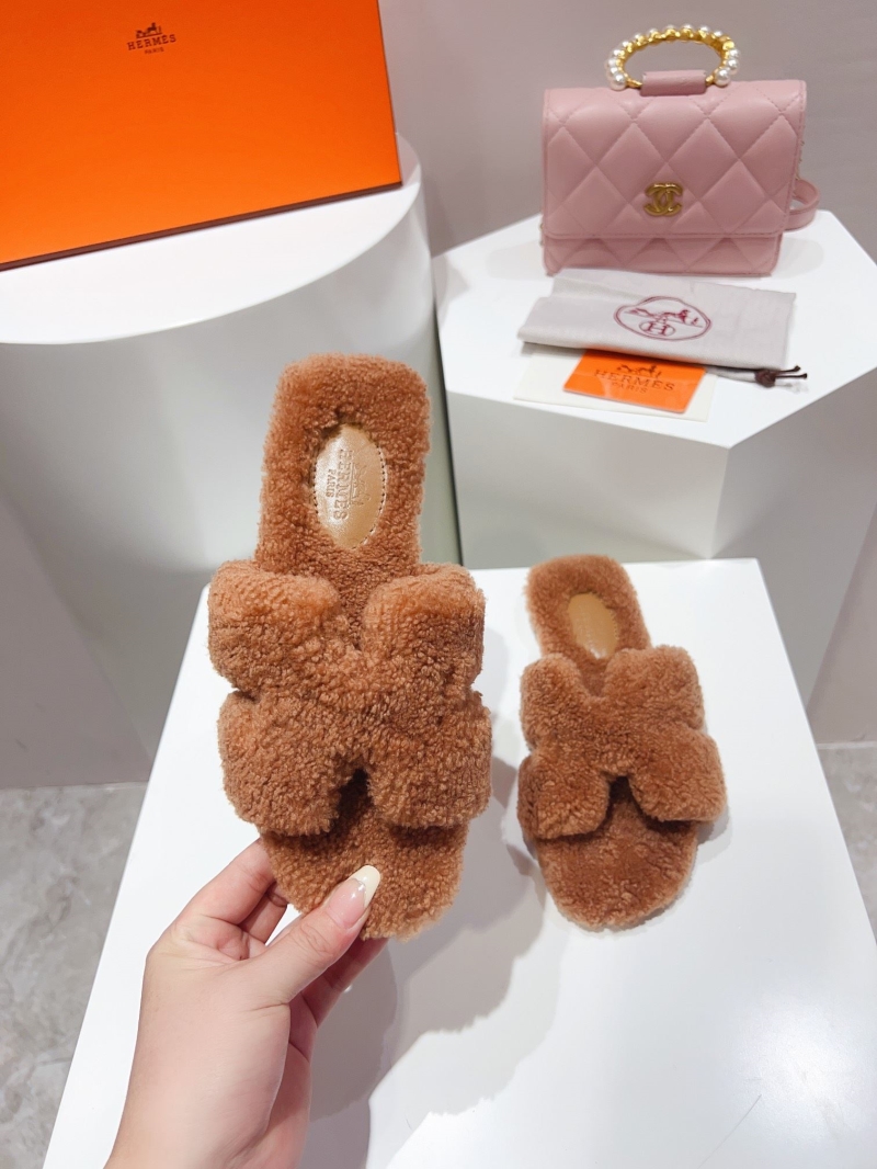 Hermes Slippers